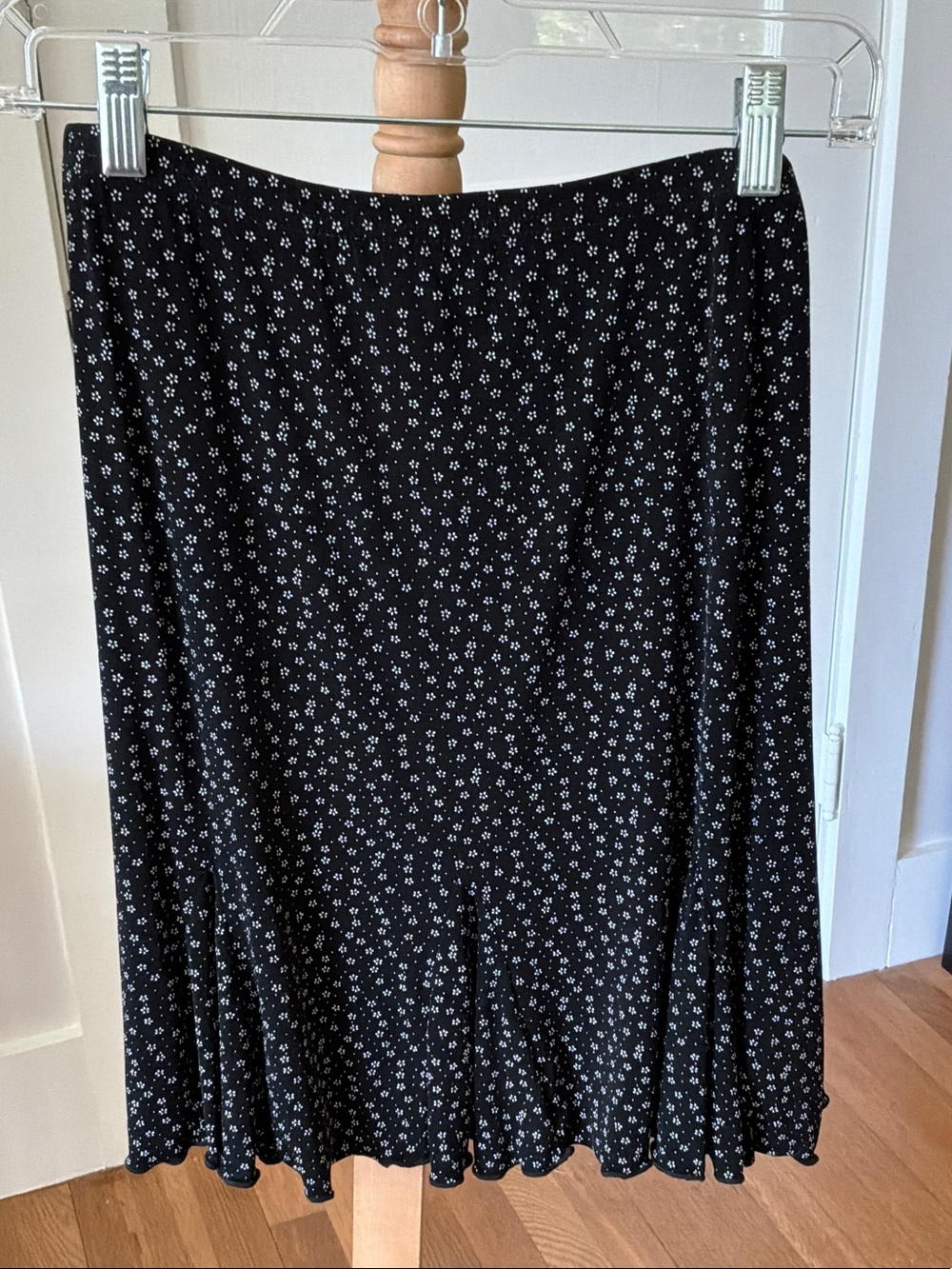 Briggs New York Black Floral Flirt Skirt